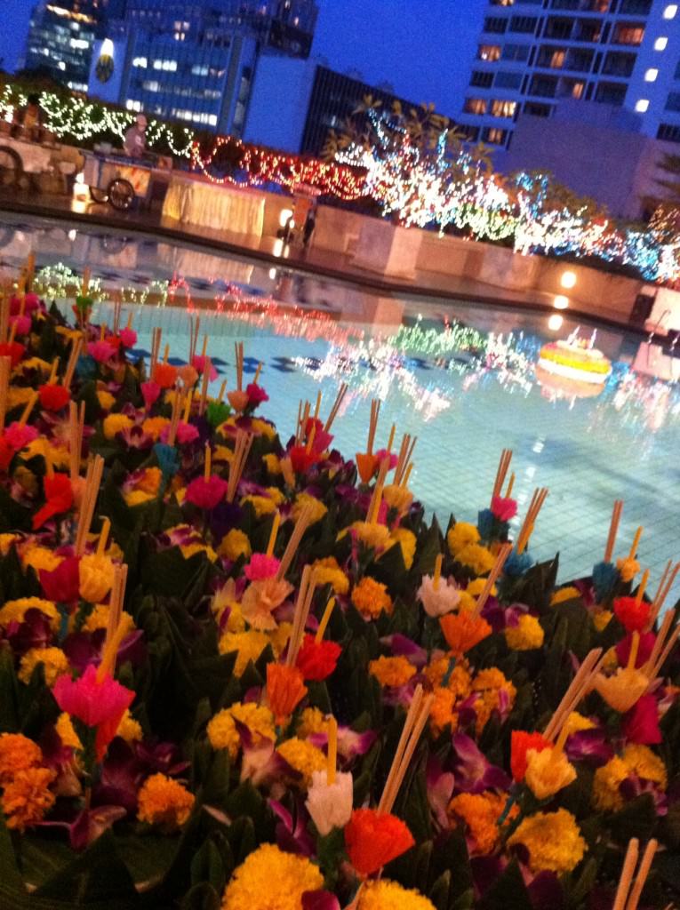 Loy Krathong at the Bliston