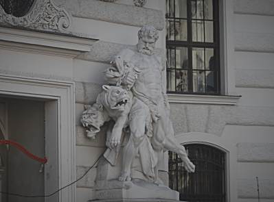 05-09-2014 Various pics of Vienna50_Fotor